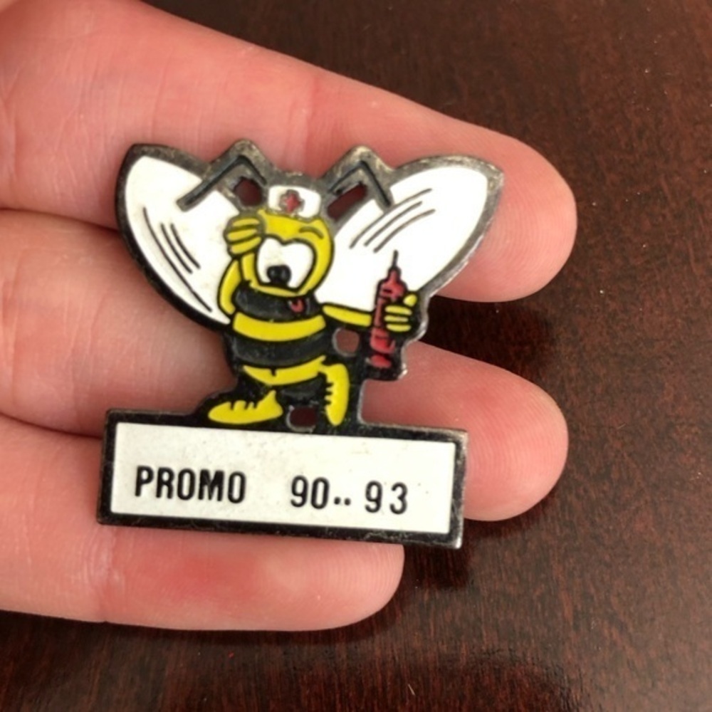 Vintage Bee Enamel Pin